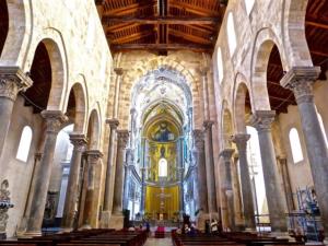 cefalu duomo interior